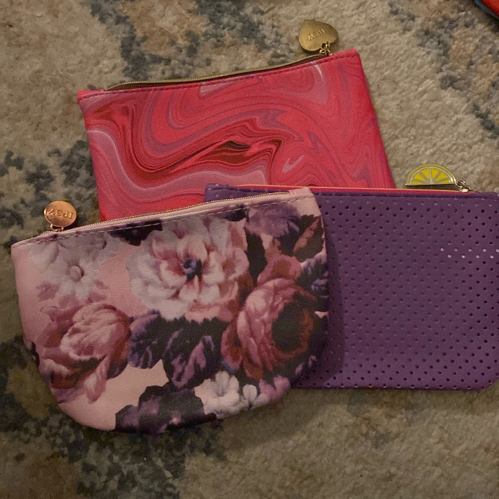 3 makeup bags